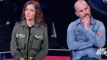 The short jacket khaki Camille Lellouche in Friday, anything goes with Arthur to the 23.11.2018