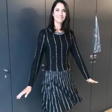 El vestido de punto de Clélie Mathias en la cuenta de instagram de @cleliemathias