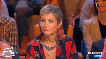 The shirt with flowers from Isabelle Morini-Bosc in Key not at my post 21/11/2018