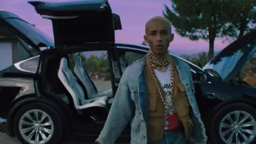 Beige utility vest worn by Jaden Smith in his Icon music video
