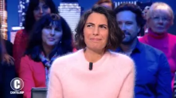 The sweater rose of Alessandra Sublet's in It is Canteloup the 26/11/2018