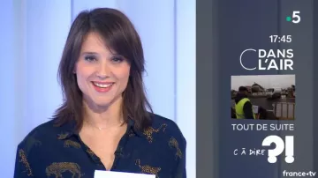 The Shirt is dark blue leopard prints in C to say 26/11/2018