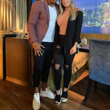 El par de zapatillas Alexander McQueen con suela Oversize usadas por Malcom en su cuenta de Instagram @malcomoliveira_97