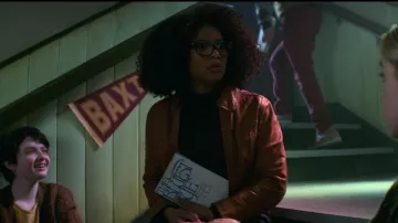The Bluest Eyes, that will not soon be read from Roz (Jaz Sinclair) in The New Adventures of Sabrina (S01E03)