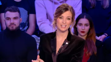 The velvet jacket and satin Isabelle Ithurburu in Canal Rugby Club 02/12/2018