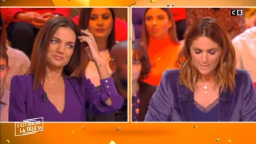 The wrap Dress with ribbon purple Francesca Antoniotti in It is that of the tv ! the 28/11/2018