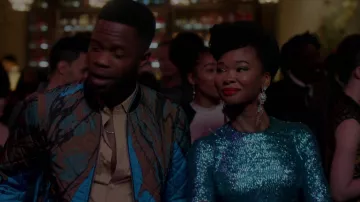 La robe à paillettes verte Preen By Thornton Bregazzi portée par Monica Colby (Wakeema Hollis) dans Dynastie S02E07