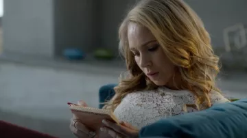 Dolce & Gabbana Sleeveless Rose Lace Front Knit Shell Top worn by Veronica Newell (Juno Temple) as seen in Dirty John S01E02