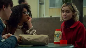 The thermos, vintage red Archie Comics Sabrina Spellman (Kiernan Shipka) in The New Adventures of Sabrina (S01E01)