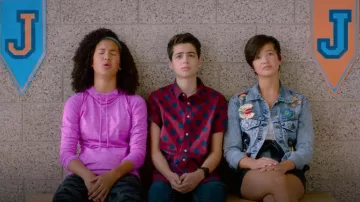 The jacket in the john shields Alice + Olivia to Andi Mack (Peyton Elizabeth Lee) in Andi Mack S03E07