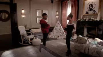 Rebecca Minkoff Anneaux de la Balle Et de la Chaîne des Boucles d'oreilles en Or portés par Tiana Brun (Serayah) comme on le voit dans l'Empire S05E09