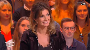 The Tank top spirit woman lingerie Caroline Ithurbide in It is that of the tv ! the 04/12/2018