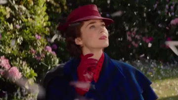 Red gloves worn by Mary Poppins (Emily Blunt) as seen in Mary Poppins Returns