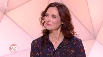 Vestido floral de Caroline Broué en 28 minutos a partir del 08/12/2018