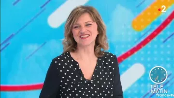 The Blouse black polka dot two materials of Valérie Maurice in Télématin from the 10/12/2018