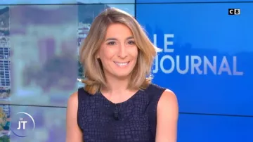 The black dress of Caroline Delage in William noon of the 10/12/2018