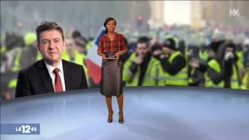 La jupe effet cuir de Kareen Guiock dans Le 12:45 de M6 du 29/11/2018