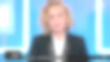 The velvet jacket, details satin The Kooples Caroline Roux in C in the air