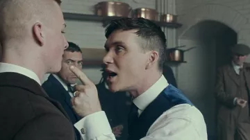 La réplique de la bague de marriage portée par Thomas Shelby (Cillian Murphy) dans la série Peaky Blinders (Saison 3 Episode 2)