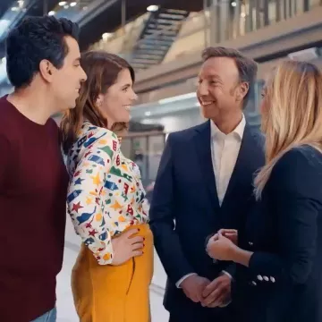 La chemise imprimée de Julia Molkhou sur le compte instagram de @juliamolkhou