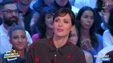 The printed shirt of Géraldine Maillet in Key not at my post 13/12/2018