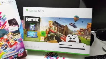 The pack Xbox Fortnite in the video "GET THE REWARDS OF CHRISTMAS on FORTNITE ! (THE NEW CHALLENGES OF CHRISTMAS)"