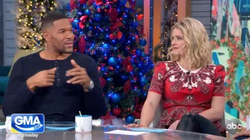 Alexander McQueen Manga Corta Paisley Estampado Seda Peplum Top de Sara Haines en Good Morning America DÍA 13 de diciembre de 2018