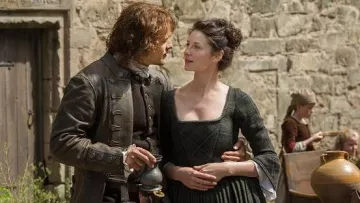 The replica of the uniform in the leather of Jamie Fraser (Sam Heughan) in Outlander S01E12