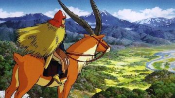 La réplica de felpa del Yakuru (alce rojo) de la princesa Mononoke en Princess Mononoke