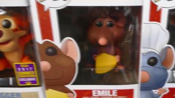 The figurine Funko Pop of Emile in the video "MY ENTIRE COLLECTION OF FUNKO POP !!"