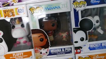 The figurine Funko Pop Vaiana in the video "MY ENTIRE COLLECTION OF FUNKO POP !!"