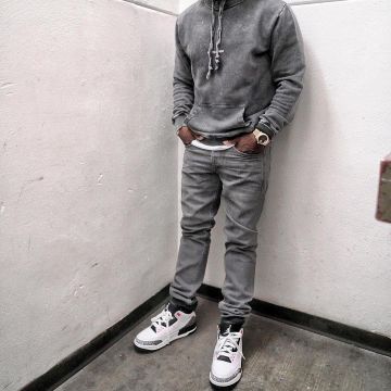 Nike Air Jordan 3 Retro "Infrared 23" sneakers worn by Kevin Hart on his Instagram account @kevinhart4real