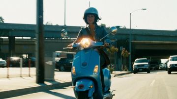 Vespa Piaggio LX150 utilizada por Mikaela Banes (Megan Fox) en Transformers