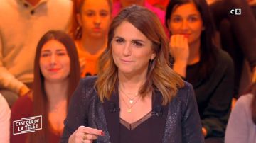 The Jacket tailored collar metallic effect of Valérie Bénaïm in It is that of the tv ! the 20/12/2018