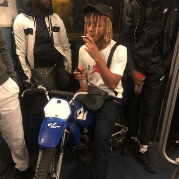 The Nike t-shirt Jordan's "Jumpman" Zola on his account Instagram @binkszola