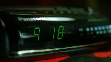 Panasonic Alarm Clock used by Neo (Keanu Reeves) in The Matrix
