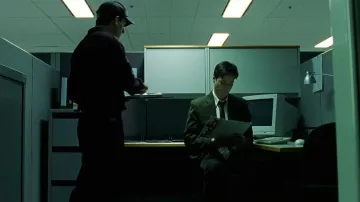 FedEx Express used by Neo (Keanu Reeves) in The Matrix