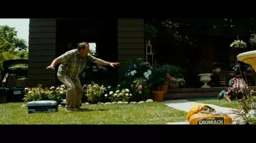 Kellogg Supply Gromulch of Ron Witwicky (Kevin Dunn) in Transformers: Revenge of the Fallen