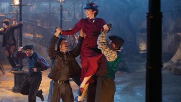 The replica of the costume of Mary Poppins (Emily Blunt) in The return of Mary Poppins