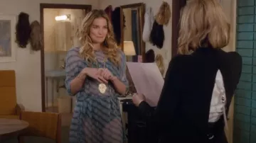 Isabel Marant Etoile Zaggy Robe de Soie Bleu porté par Alexis Rose (Annie Murphy) dans Schitt s Creek S04E09