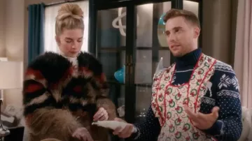 Peuple libre Écarlate Veste en Fausse Fourrure porté par Alexis Rose (Annie Murphy) dans Schitt s Creek S04E13