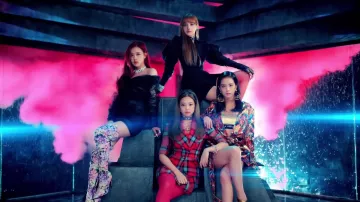 Mini vestido de tul sin hombros usado por Rosé en BLACKPINK - '뚜두뚜두 (DDU-DU DDU-DU)' M/V