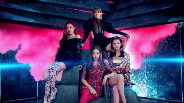 Fruit printed Jumpsuit worn by Jisoo in BLACKPINK - ‘뚜두뚜두 (DDU-DU DDU-DU)’ M/V