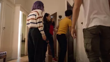 The pair of Puma Suede red worn by Molly Hernandez (Allegra Acosta) in Marvel's Runaways S02E04