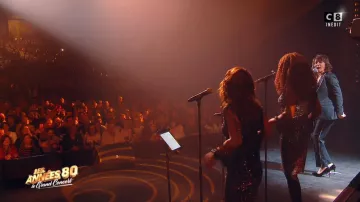 Le Pantalon de tailleur strass noir de Carole Rousseau dans Les années 80 le grand concert du 27/12/2018
