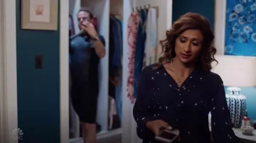 L'Agence Nina Star-Imprimer Chemisier porté par Emet (Sarayu Bleu) je me sens Mal S01E13