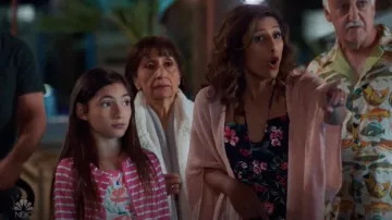 Chelsea28 Makenna One Piece Swimsuit worn by Emet (Sarayu Blue) in I Feel Bad S01E13