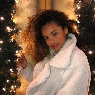 The fake fur coat white Paola Locatelli on Instagram
