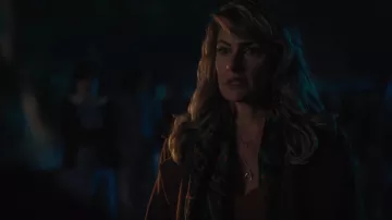 Collar de media luna de Alice Cooper (Mädchen Amick) en Riverdale S03E08