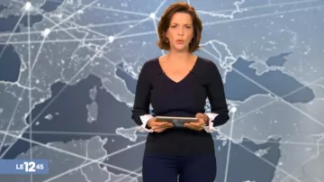 El jersey marino de Nathalie Renoux en Le 12:45 de M6 del 01/12/2018